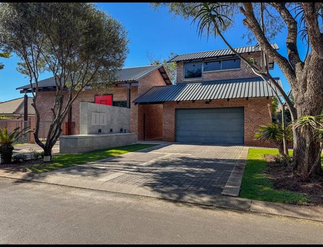 4 BEDROOM HOUSE FOR SALE IN MIDFIELD ESTATE